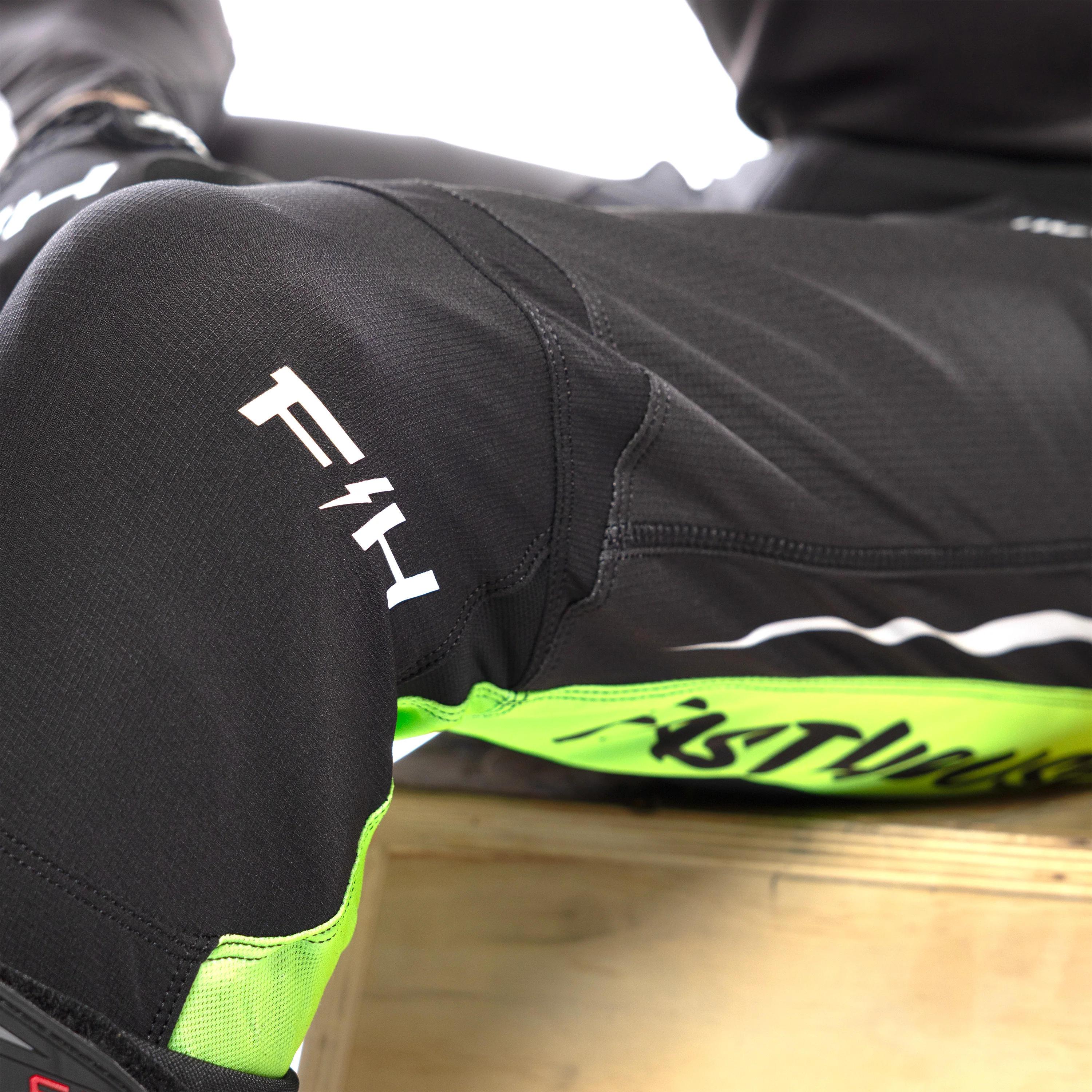 Fasthouse Elrod Nitro Pants - Image 5