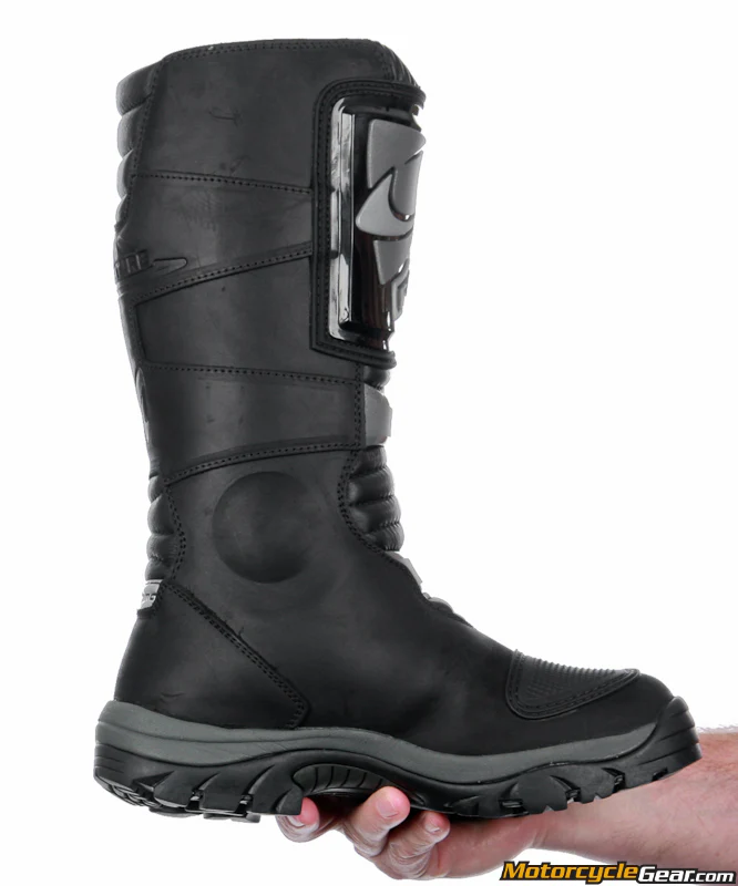 Forma Adventure Boots - Image 5
