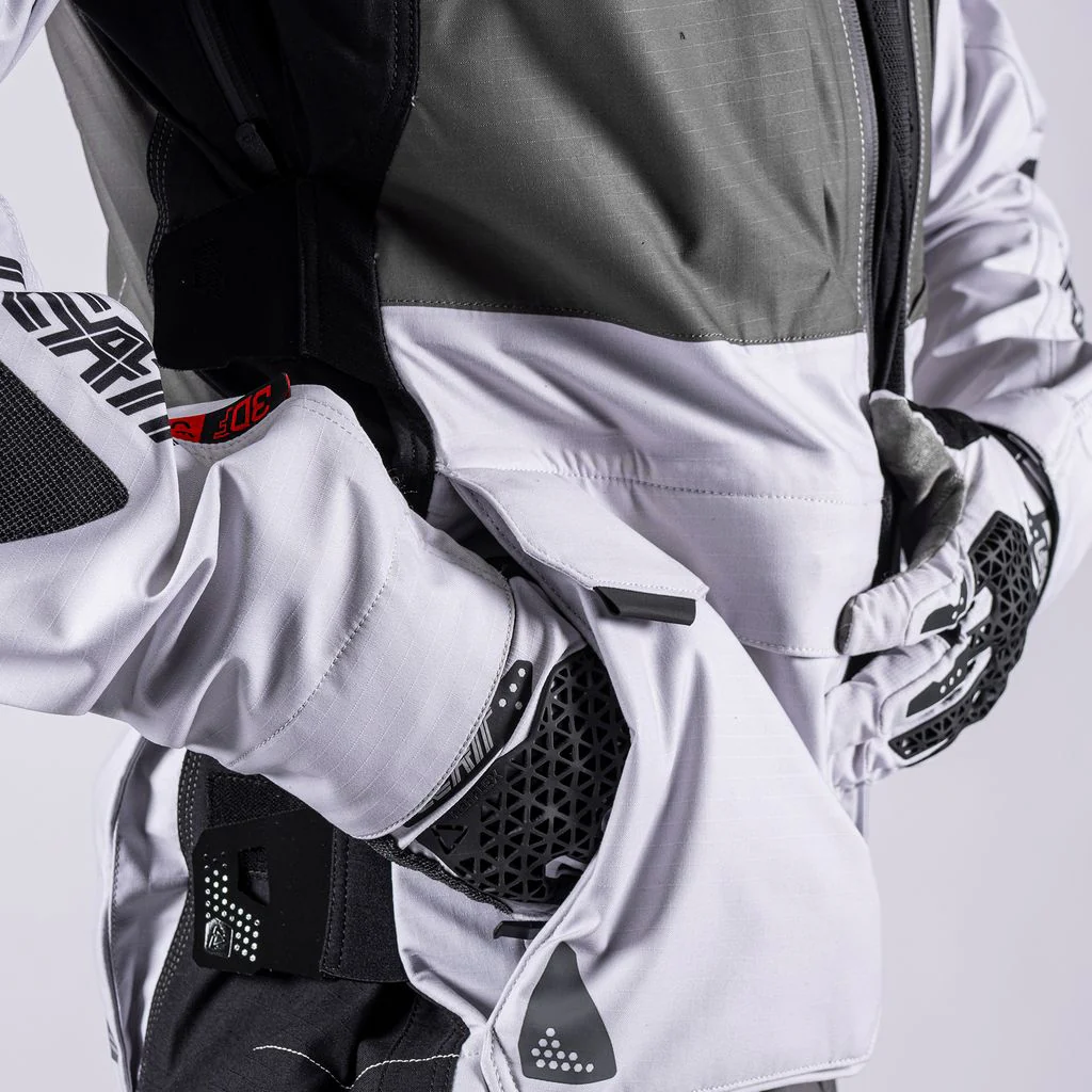 Leatt Adventure Rally 7.5 HydraDri Jacket - Image 17