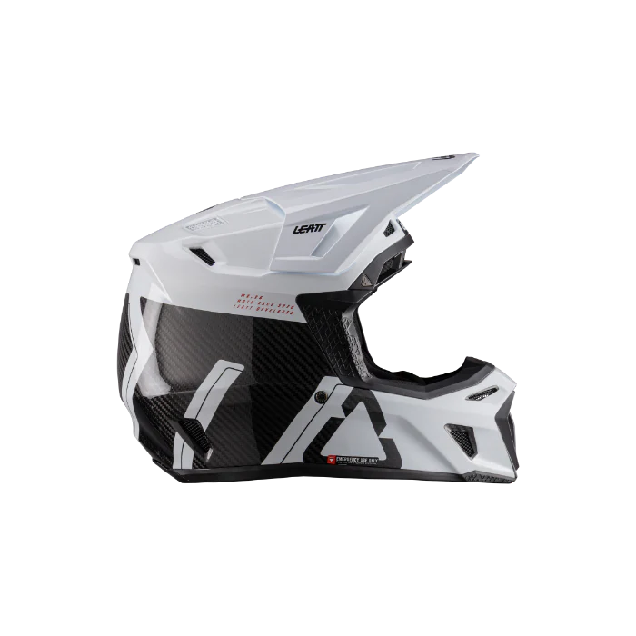Leatt Moto 9.5 Carbon Helmet with 6.5 Iriz Goggles - Image 3
