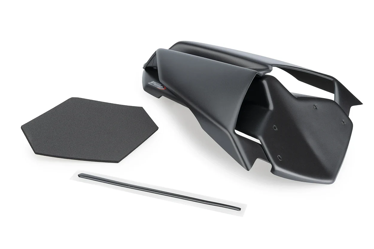 Puig Rear Seat Cowl Yamaha R1 - Image 2