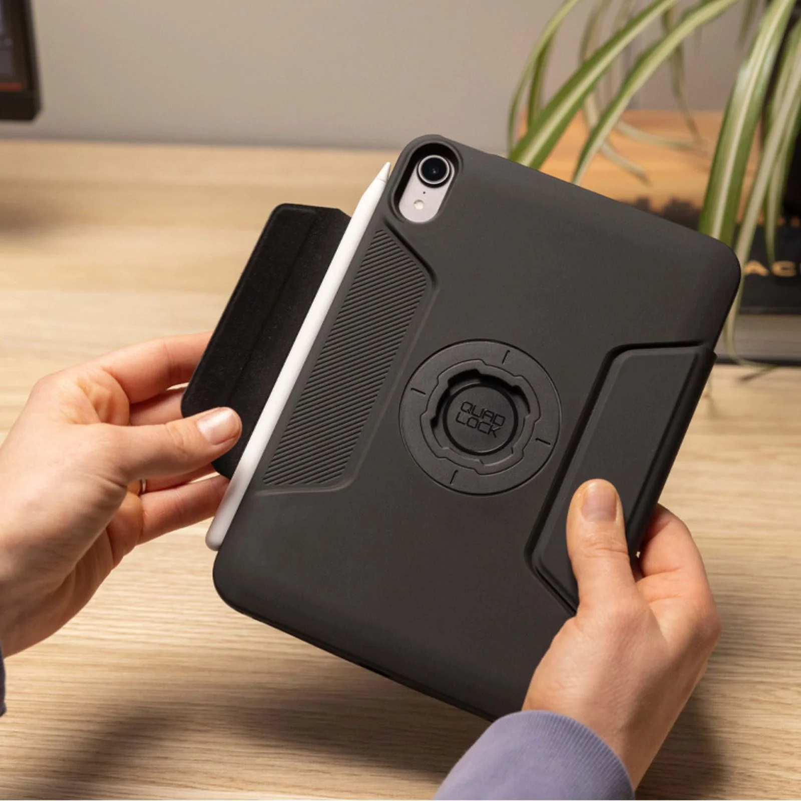 Quad Lock Folio Case for Ipad Mini 6 - Image 5