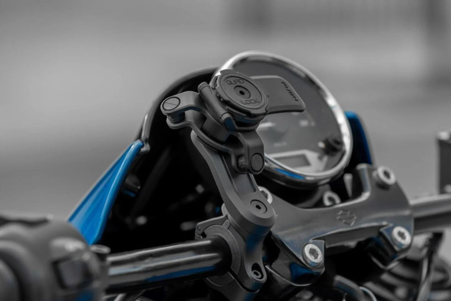 Quad Lock Motorcycle Handlebar Mount - Image 2