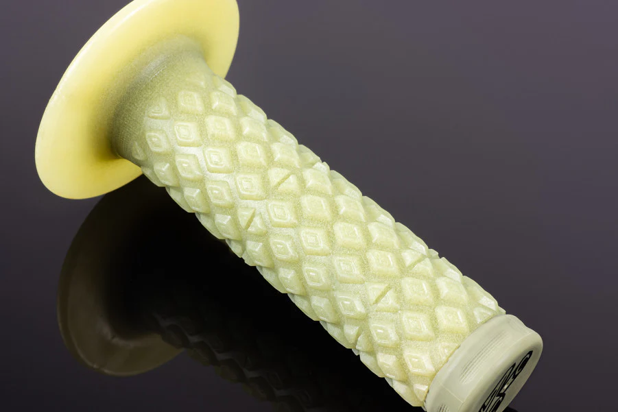 Renthal MX R-Works Aramid Comfort Dual Grips - Image 2