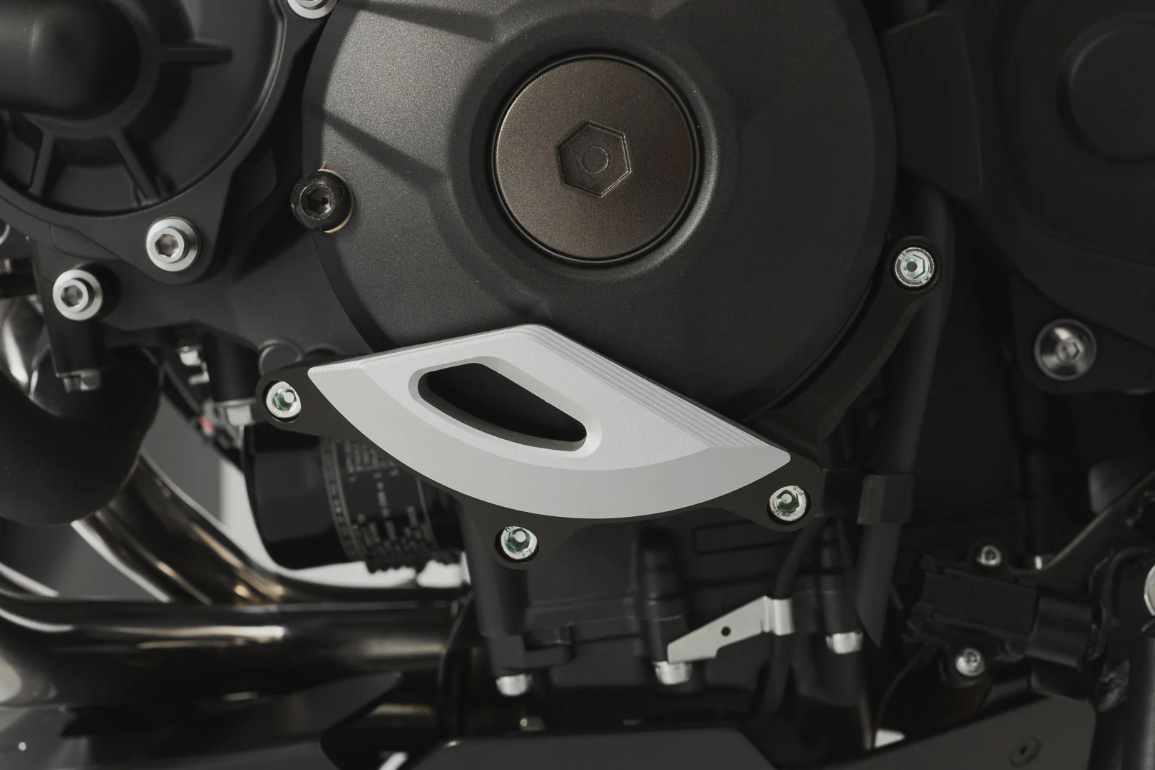 SW-Motech Adventure Set Protection - Yamaha - Tracer 900/MT-09/FJ-09 '14-'16 - Image 4