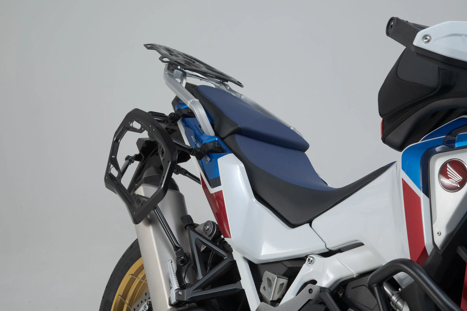 SW-Motech Dusc Hard Case System CRF1100L Africa Twin (19-21) - Image 2