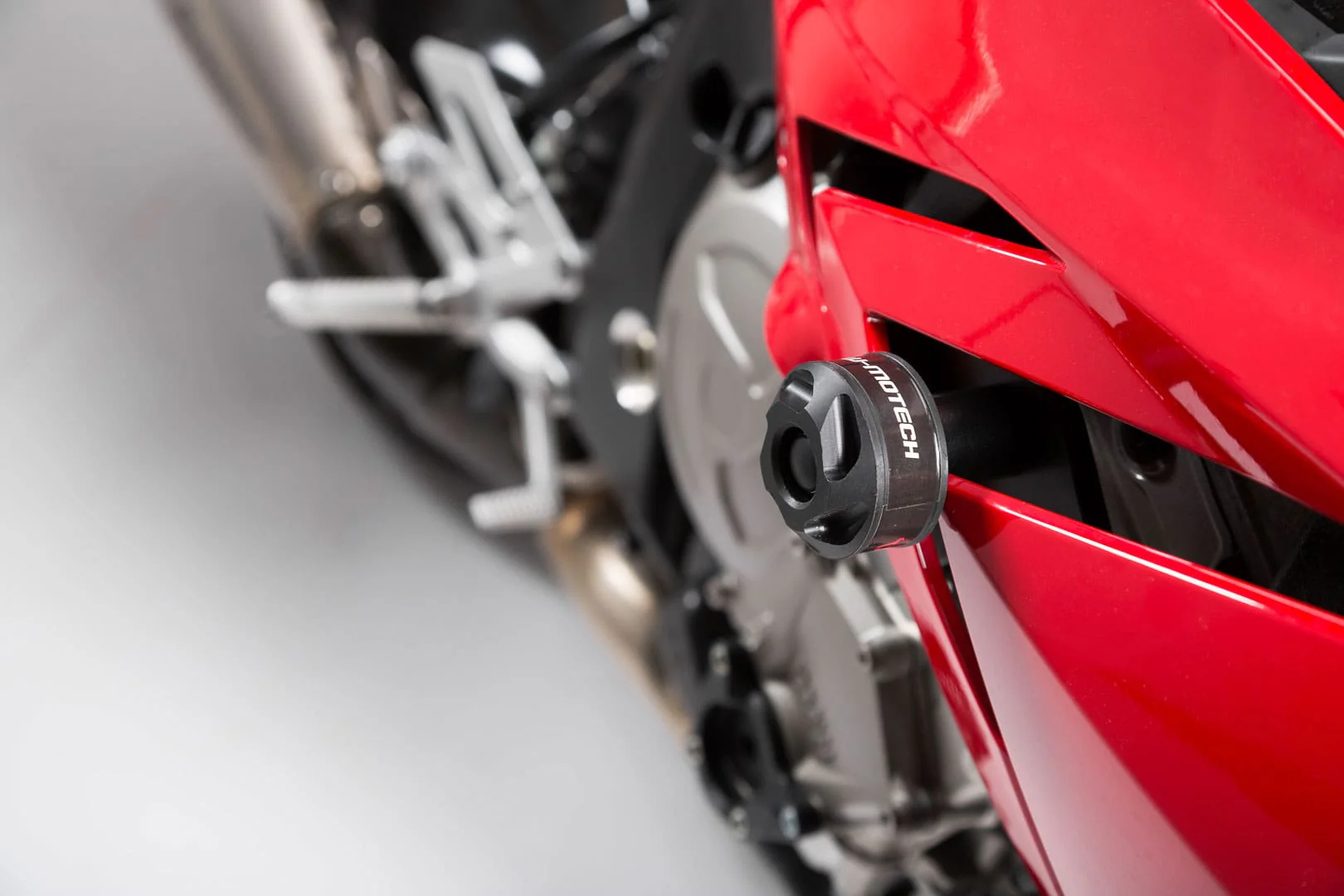 SW-Motech Frame Slider Kit - BMW - S1000 R - Image 3