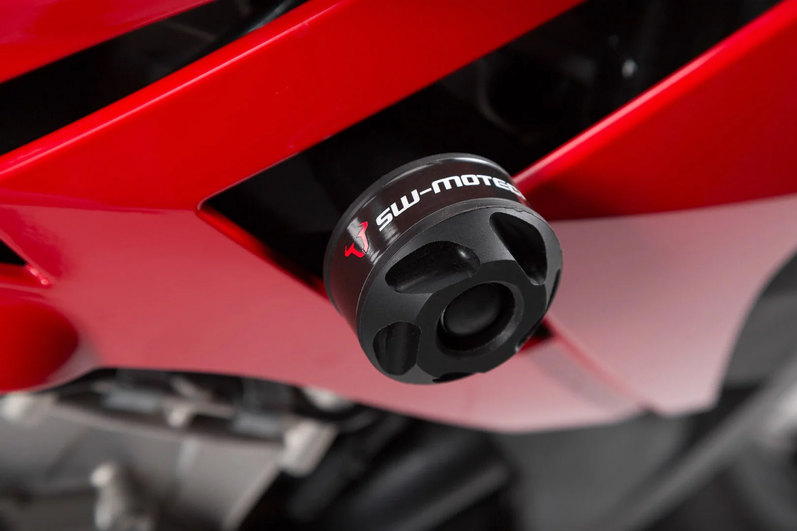 SW-Motech Frame Slider Kit - BMW - S1000 R - Image 4