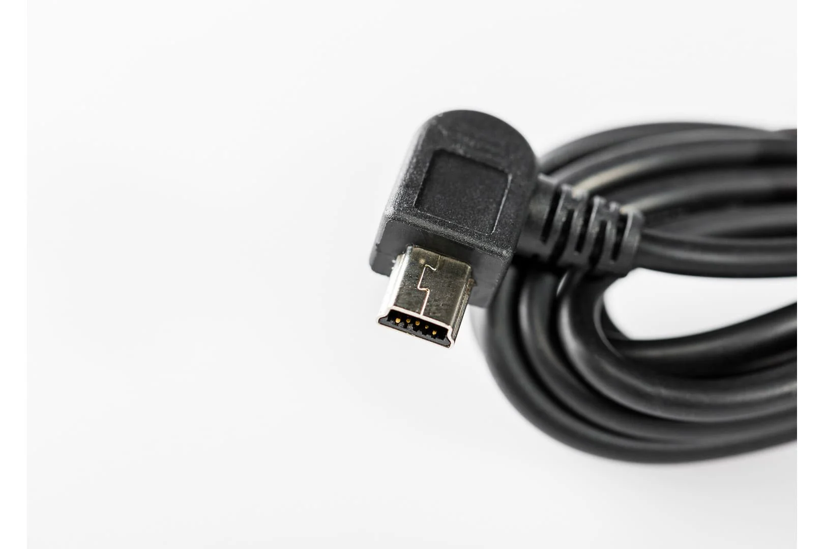 SW-Motech Mini USB charge lead. For 12V DIN and cigarette lighter socket. 2000 Ma - Image 3