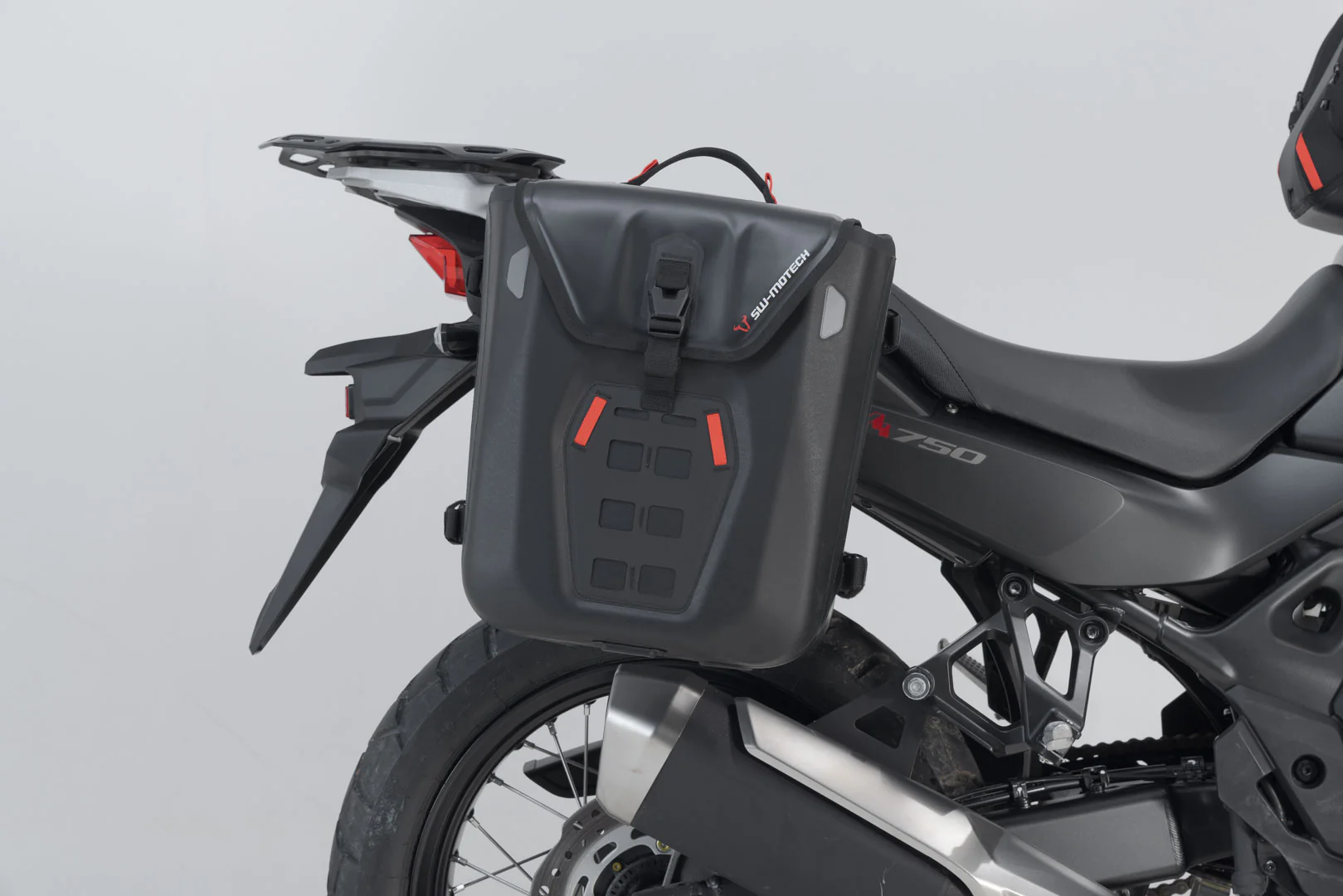 SW-Motech SysBag Side Bag System - Honda XL750R Transalp '24 - Image 6
