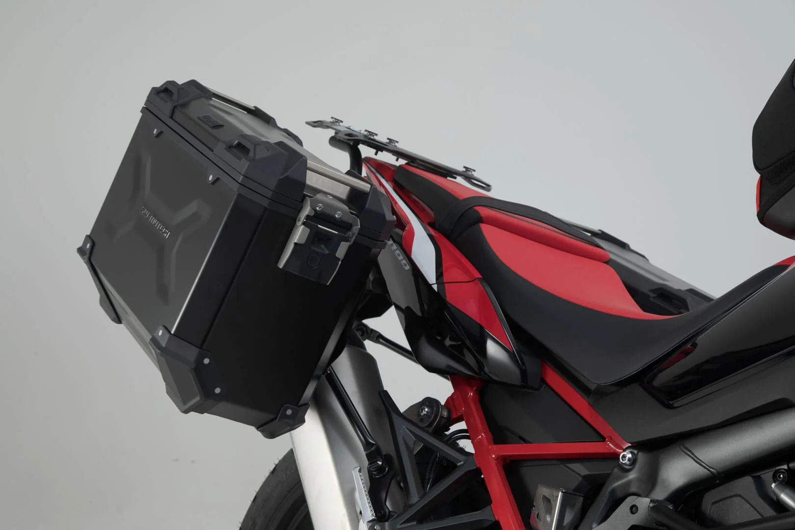 SW-Motech TRAX ADV Aluminum Case System - Honda Africa Twin '19-'21 - Image 4