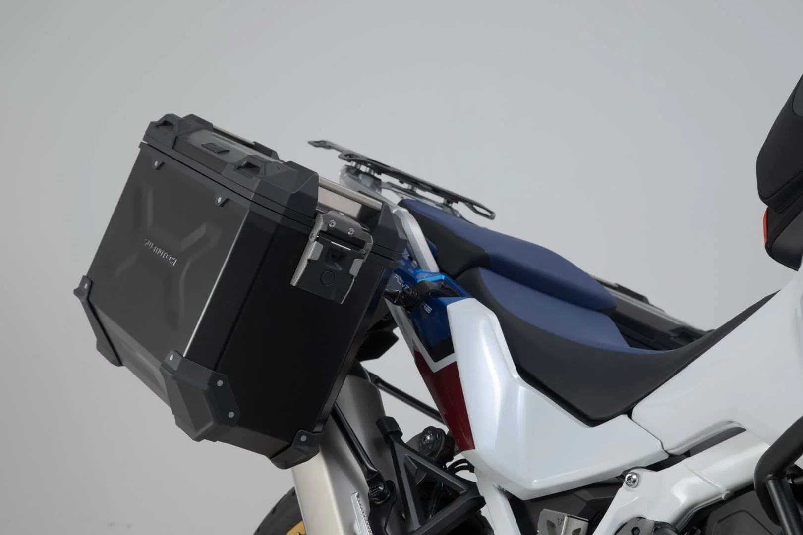 SW-Motech TRAX ADV Aluminum Case System - Honda Africa Twin '19-'24 - Image 5